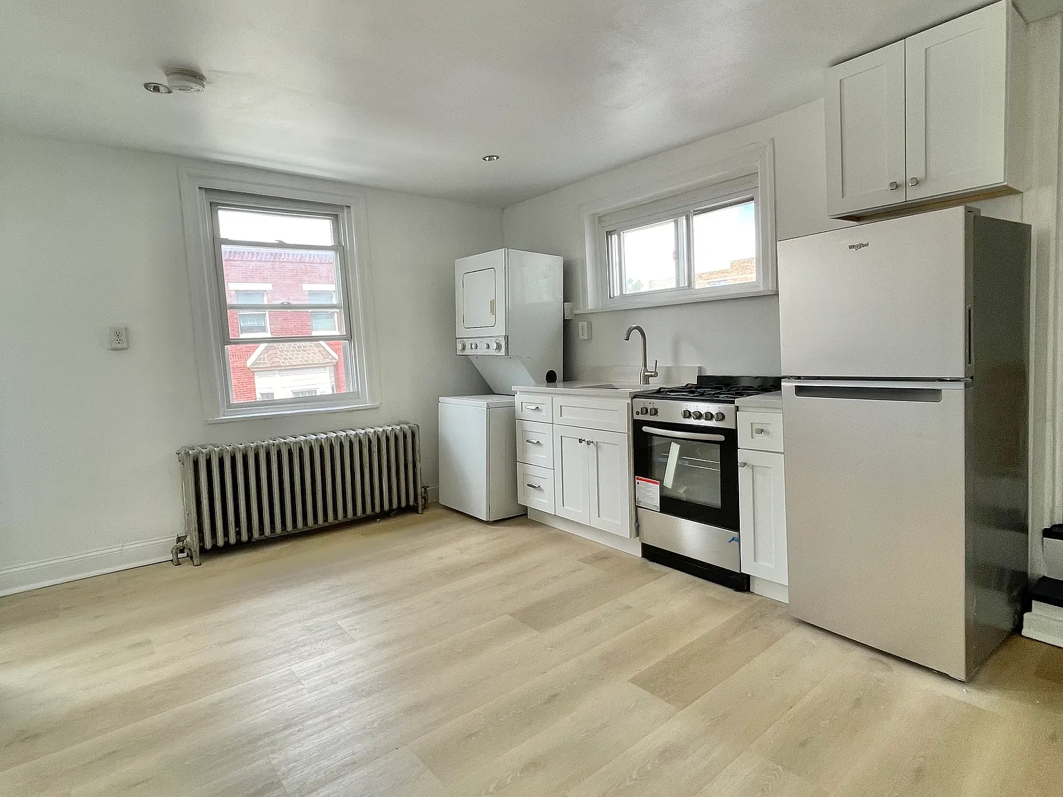 1 bed, 390 sqft, $1,280 — Photo 3