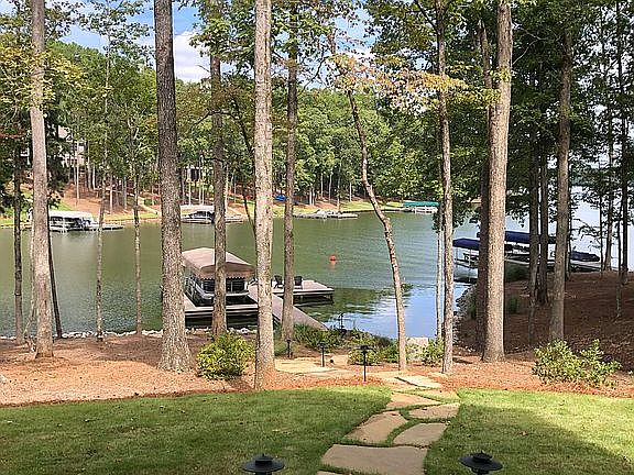 2nd image of 1040 Brickyard Ln