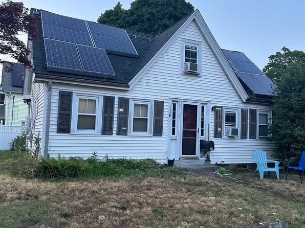 313 Granite St, Quincy, MA 02169