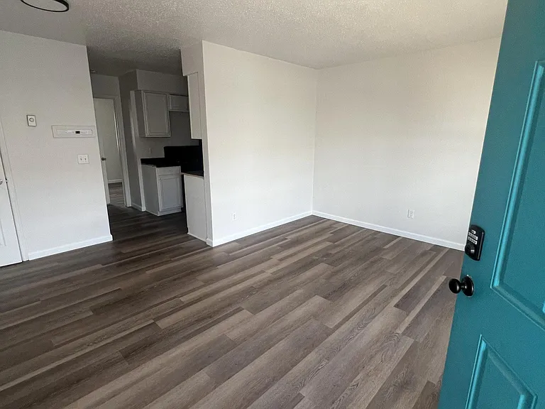 Northwood Apartments — Photo 39