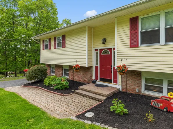 15 Birch Drive, Monroe, NY 10950