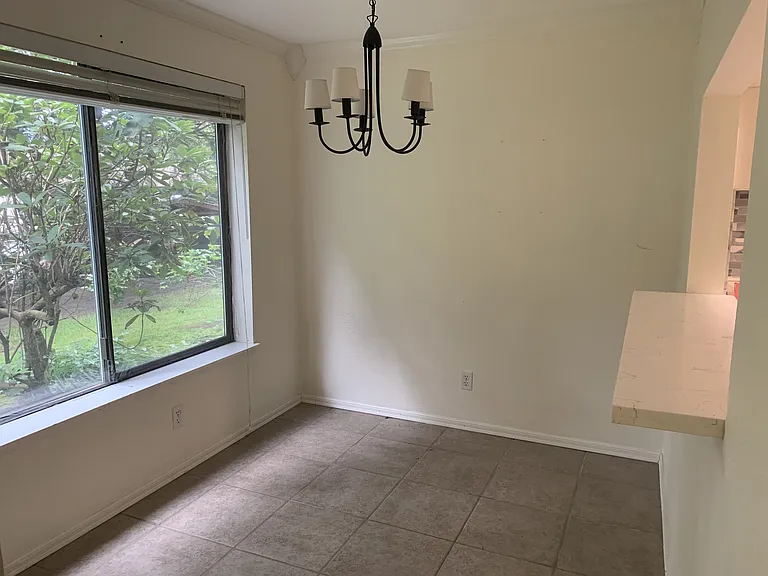 220 NE Dogwood St #B102 — Photo 4