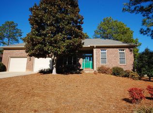 25 Riviera Dr, Pinehurst, NC 28374
