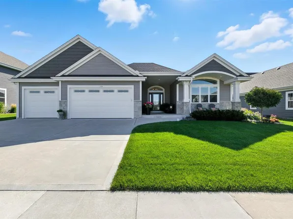 1529 Miller COURT, Oconomowoc, WI 53066