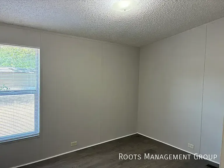 2621 Jeffersonville Rd #42 — Photo 8