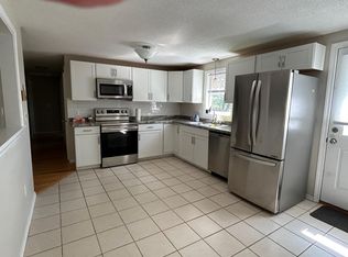 18 Forest Ln, Cumberland, ME 04021