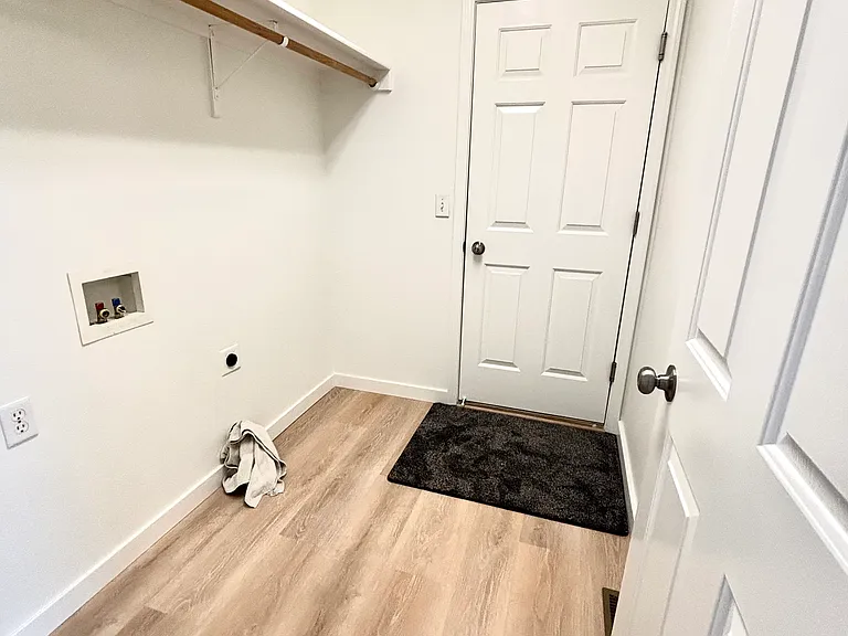3144 S Virginia Ave — Photo 23