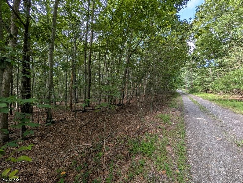 1st image of 00 Anne Rd