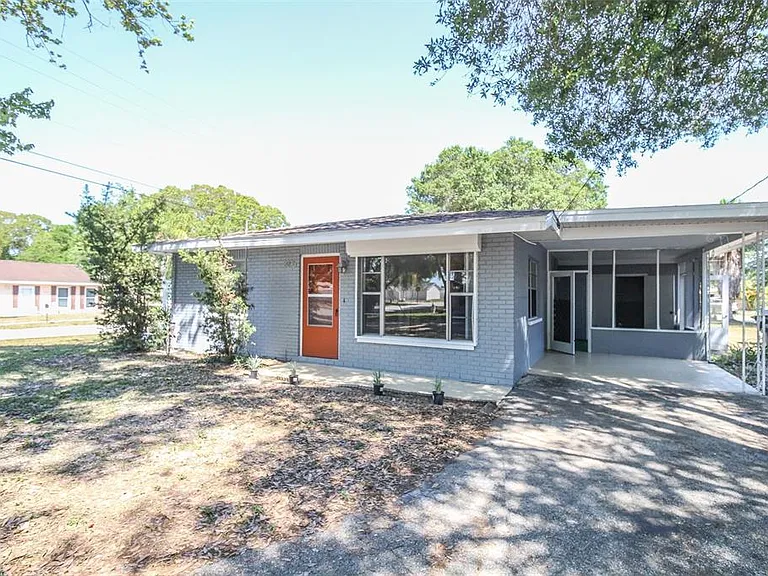 2896 Meadow Lake Ave — Photo 15