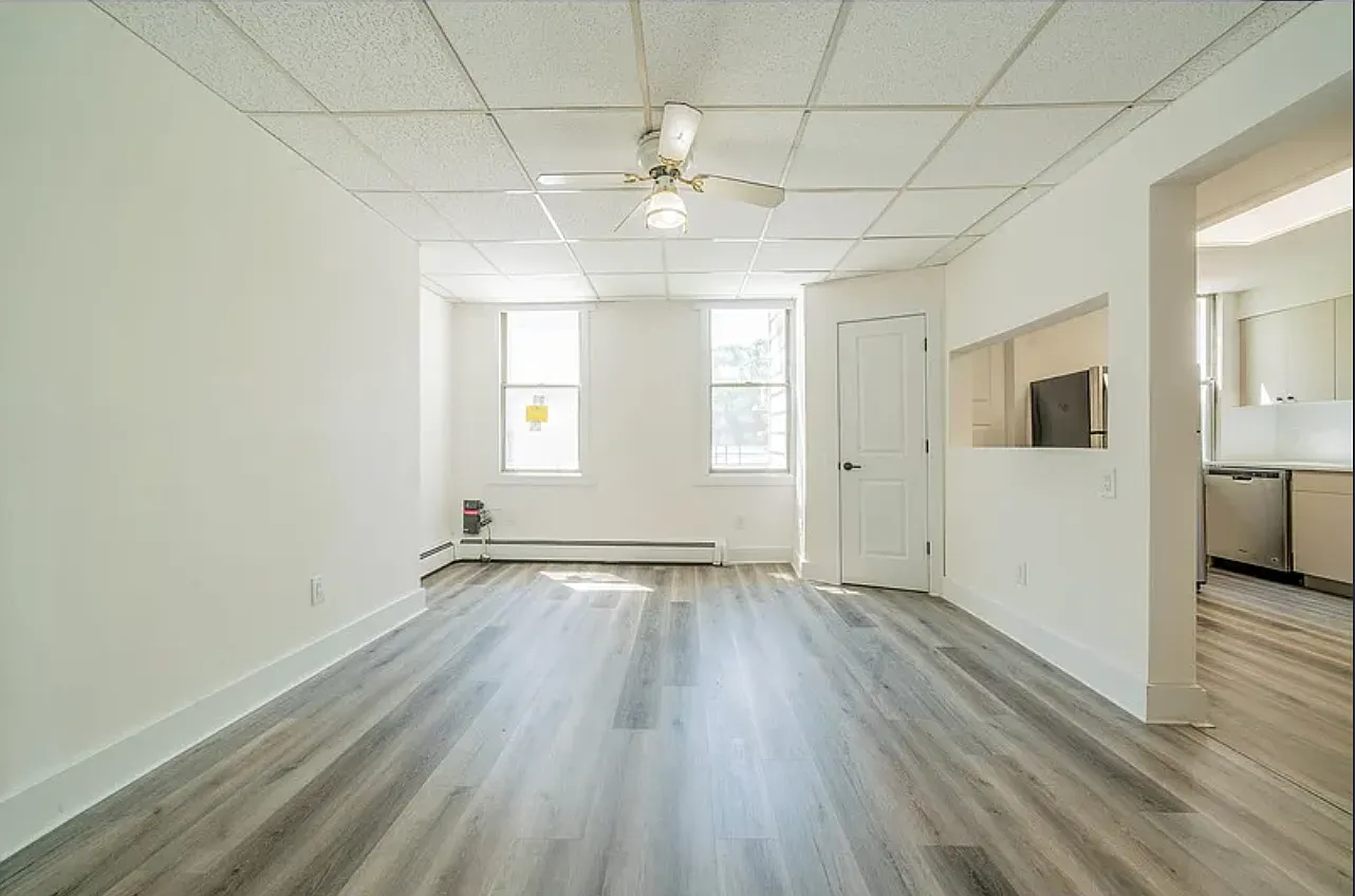 104 Jefferson St — Photo 4