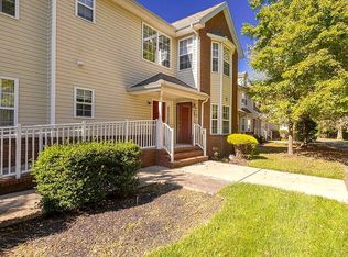 189 Sunshine Dr, Piscataway, NJ 08854