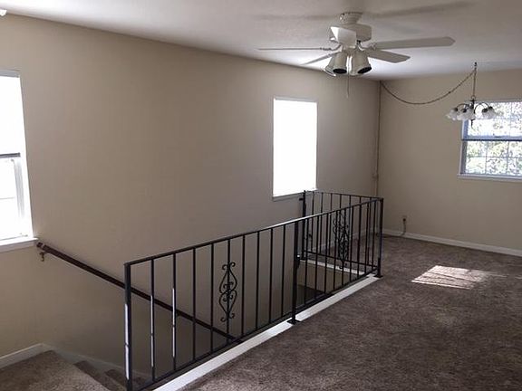 5th image of 171 W Poplar Ave