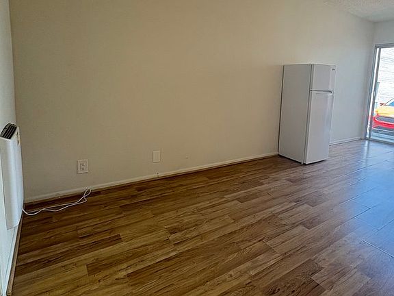 3rd image of 1661 Sawtelle Blvd #1A