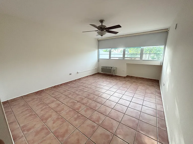 26 Carr La Villa Apts Ave #1225 — Photo 9