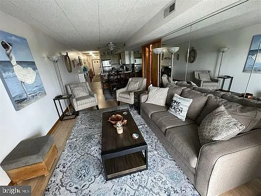 3901 Ocean Ave — Photo 8
