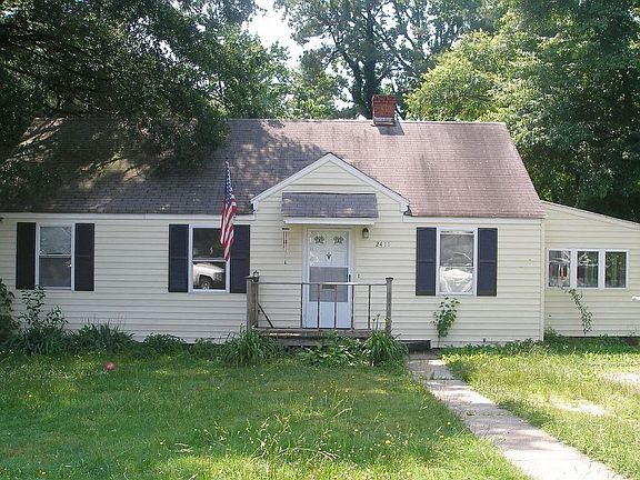 3rd image of 2411 Bransford Dr
