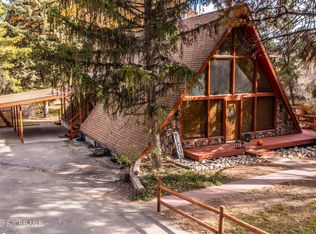700 N Newby Ln, Bloomfield, NM 87413