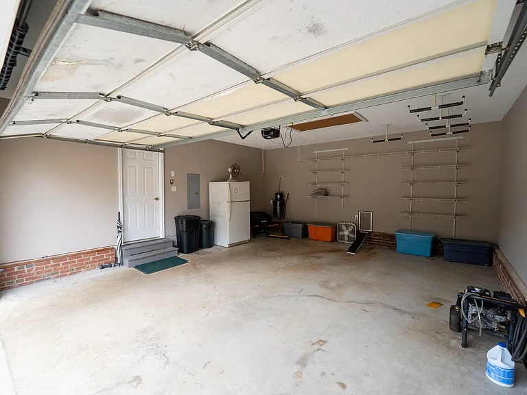 312 Home Place Dr — Photo 30
