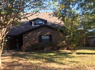 4603 Menzer Rd, Fort Worth, TX 76103