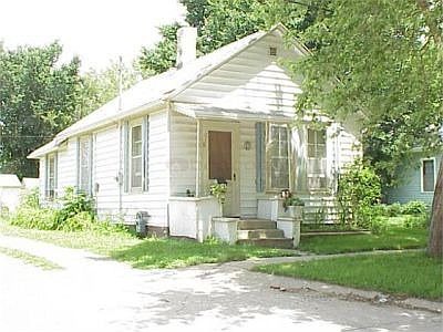 1st image of 511 W 27th St
