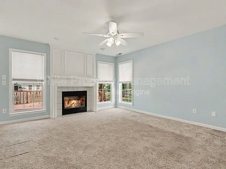 13606 Red Wine Ct — Photo 4