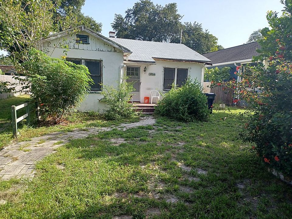 1st image of 1224 E Giddens Ave