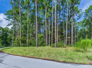 1 Turtle Ln, Beaufort, SC 29907