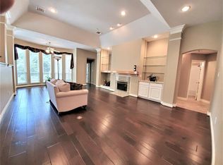 123 N Piney Plains Cir, Spring, TX 77382