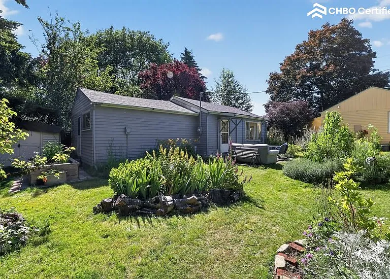 7315 NE Prescott St — Photo 2