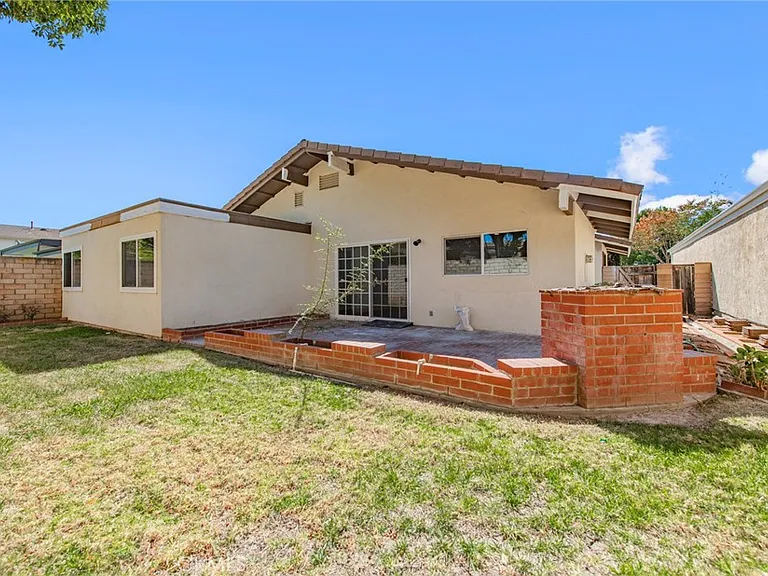 19412 Sierra Chula Rd — Photo 28