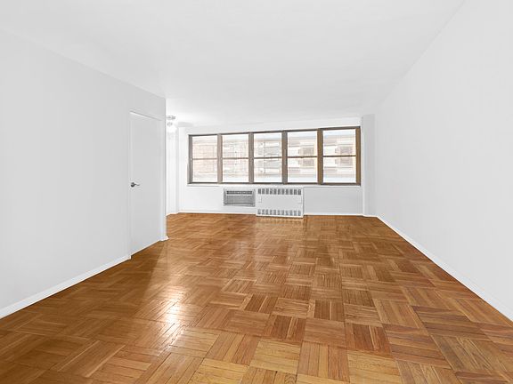 2nd image of 209 E 56th St #3AN