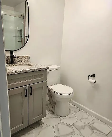 7895 Pavilion Dr — Photo 40