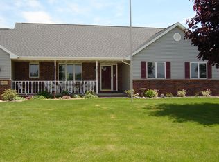 W3047 Pinewood Ct, Appleton, WI 54915