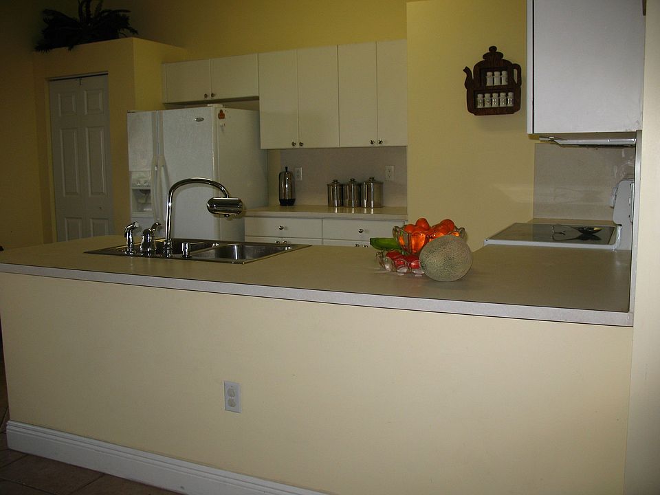 2nd image of 2340 SE 5th Ct