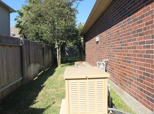 9018 Memorial Pines Way, Spring, TX 77379