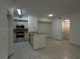 7280 NW 114th Ave APT 103, Doral, FL 33178