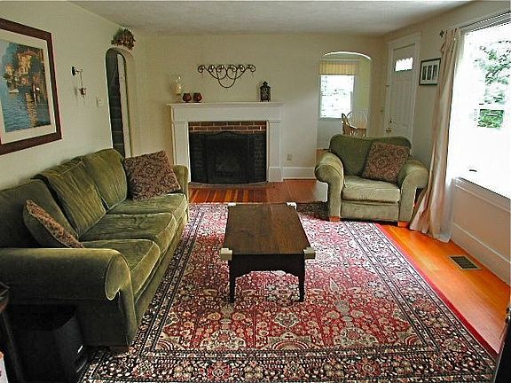 Living room with Fireplace