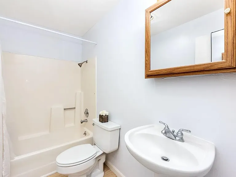 320 Peninsula Ave #120A — Photo 14