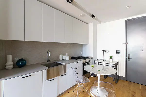 Rented by The KCI Group | media 50