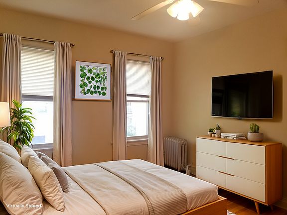 4th image of 3642 N Lockwood Ave #1