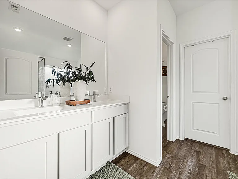 210 Coral Drift Ct — Photo 18