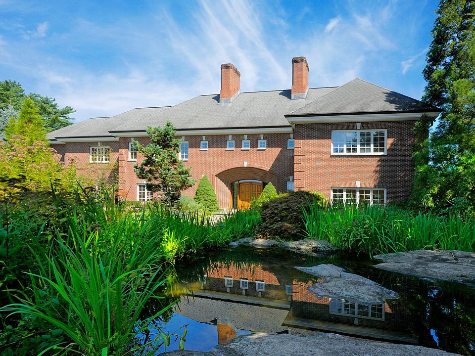 The fish pond brings the beauty of Nature into your outdoor environment.