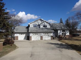 1928 Geneva Rd NE, Alexandria, MN 56308