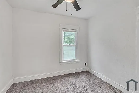 9705 Orleans Ave — Photo 12