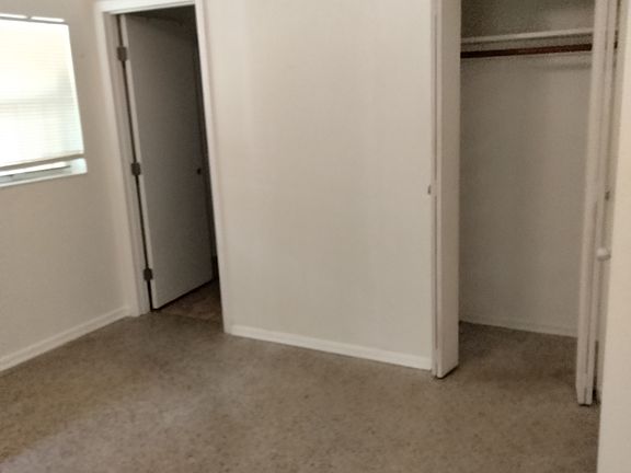 2nd image of 609 Mellonville Ave