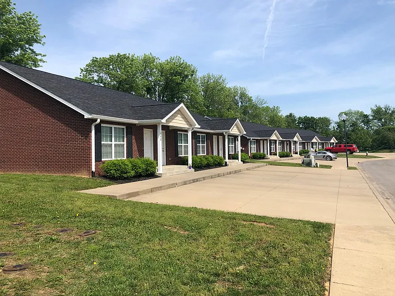 125 Idlewood Ct #B — Photo 12