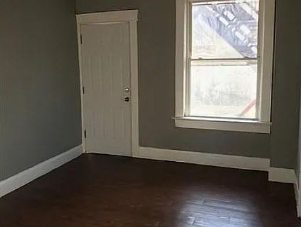 Unit Photo