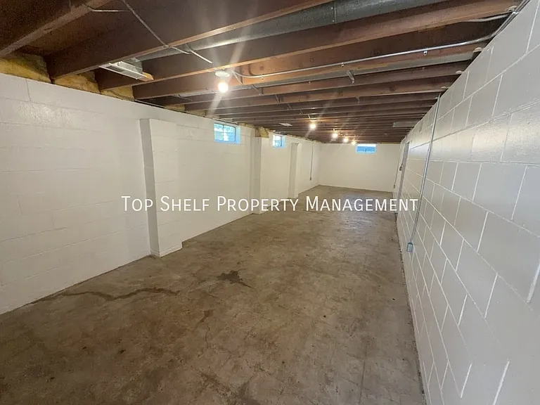 2752 Holcomb Ave — Photo 11