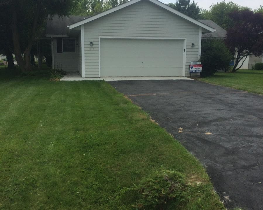 132 Lamplighter Loop SE, Poplar Grove, IL 61065 Zillow