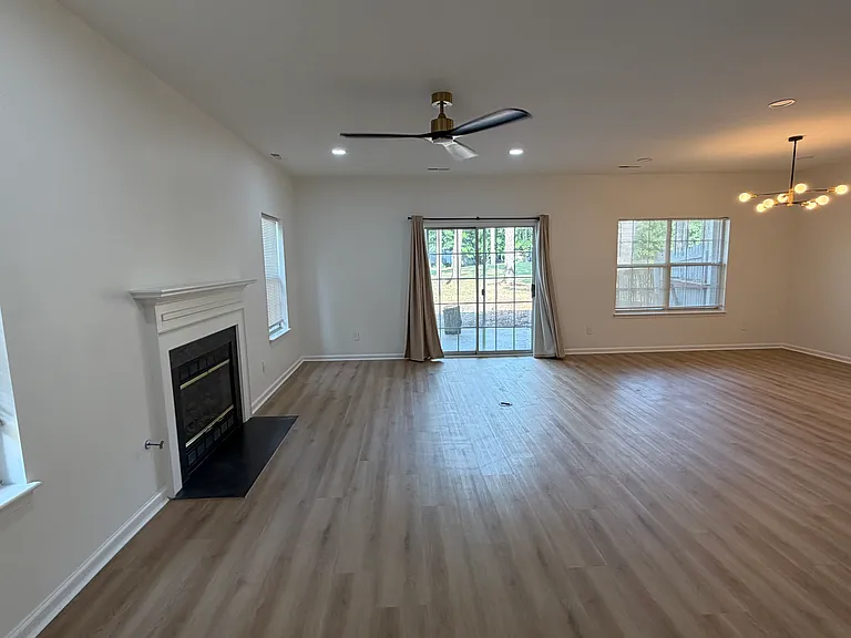 1630 Willow Cv — Photo 7